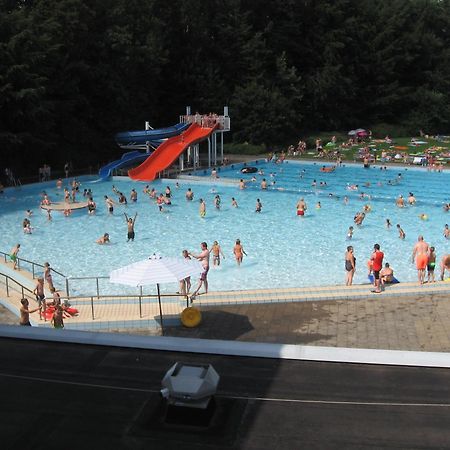 Camping Het Bosbad Emmeloord Ngoại thất bức ảnh