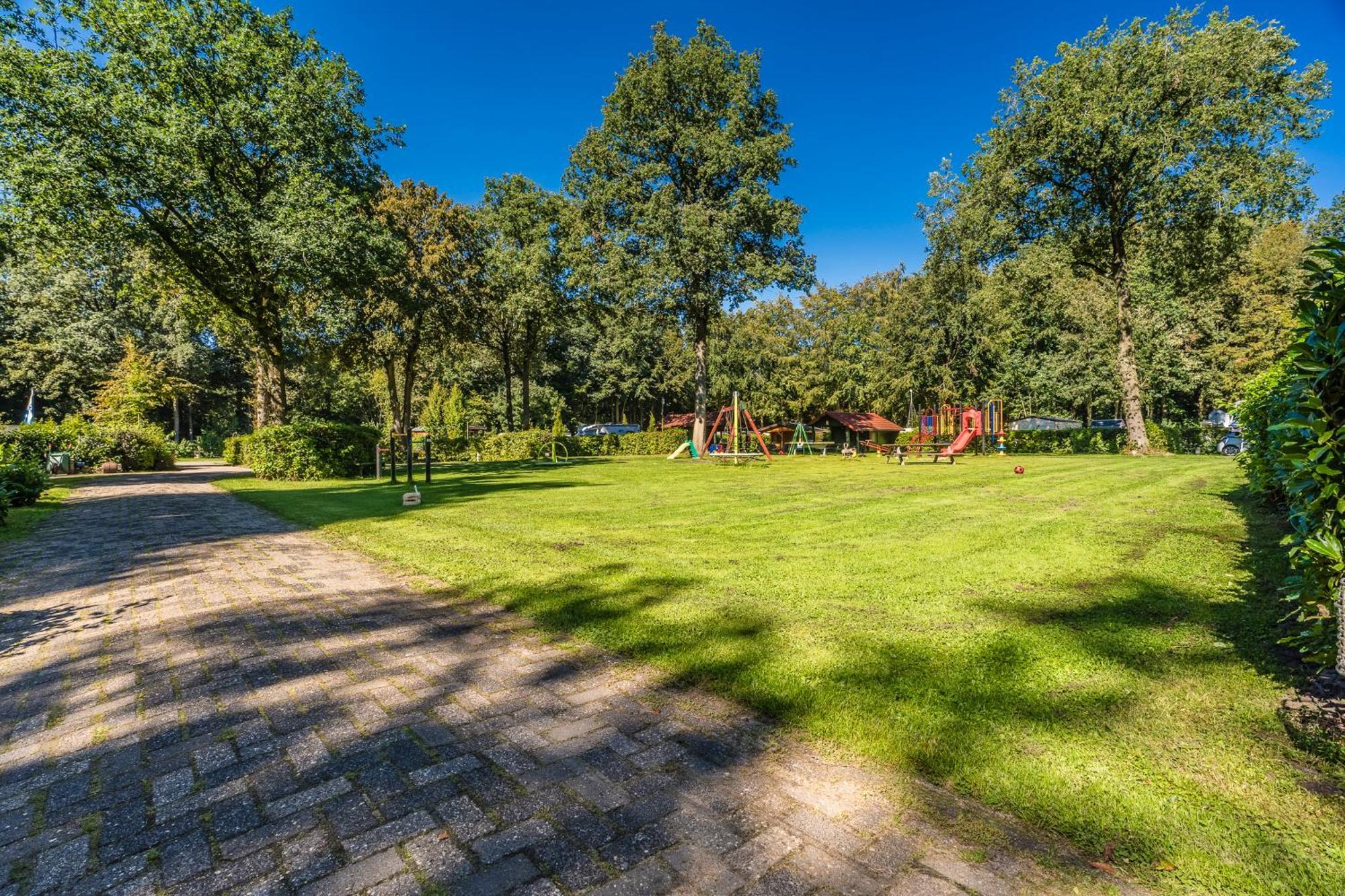Camping Het Bosbad Emmeloord Ngoại thất bức ảnh