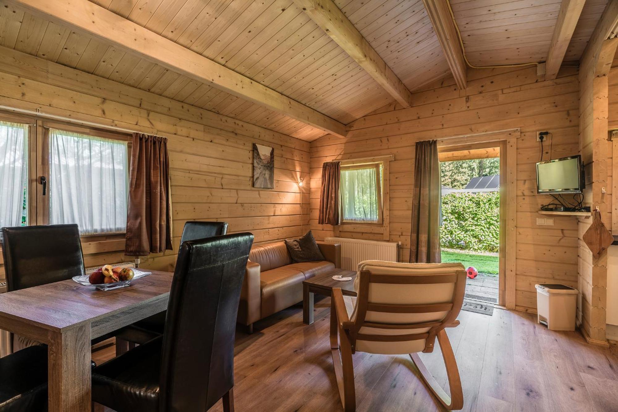 Camping Het Bosbad Emmeloord Phòng bức ảnh