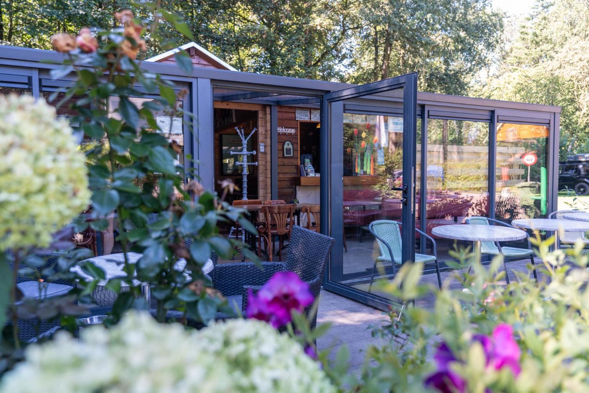 Camping Het Bosbad Emmeloord Ngoại thất bức ảnh
